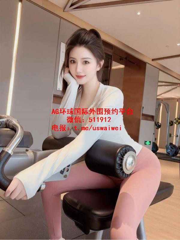 瑜伽教练潞潞