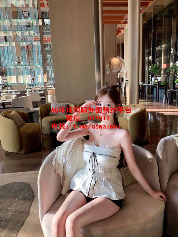 清纯氧气感美女小颖