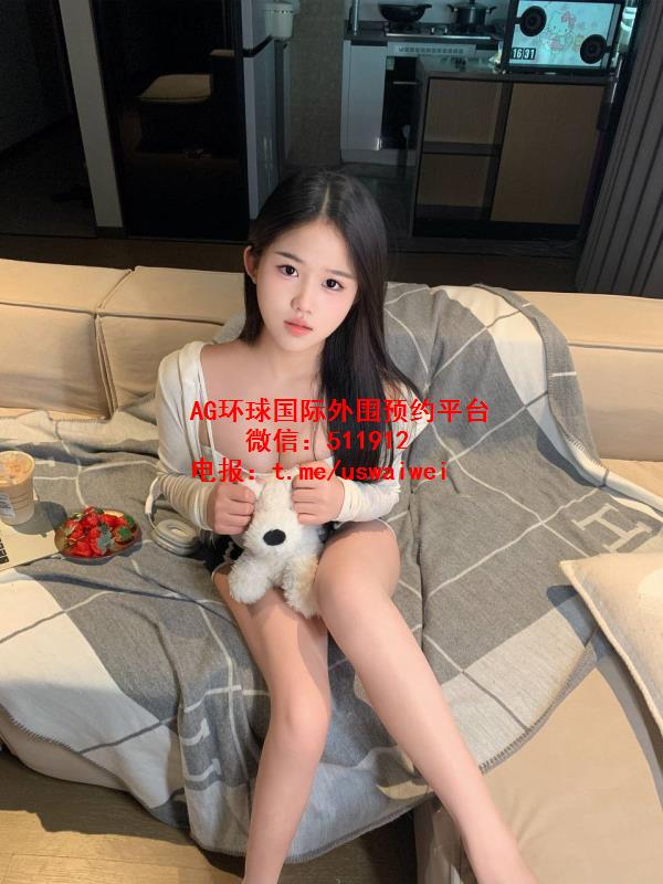 淡妆清甜风语苒