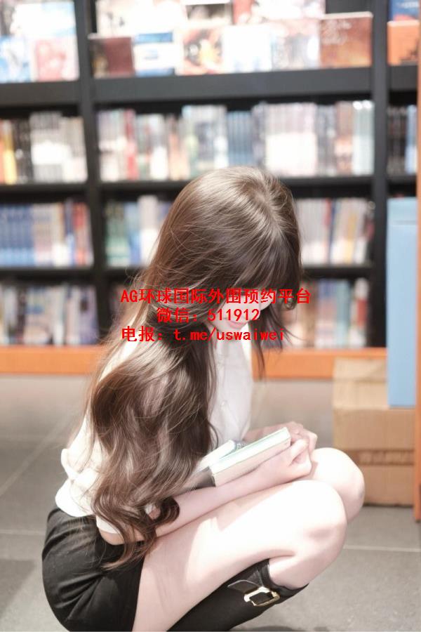 平台美妆博主Solyn