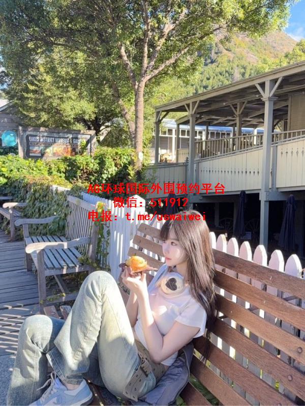 平台美妆博主Solyn