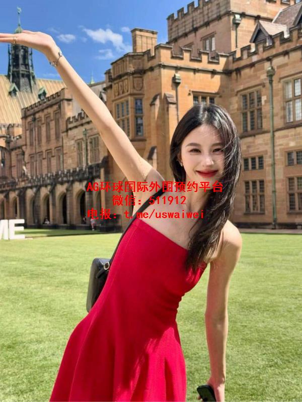 眼神柔媚女神Kavor