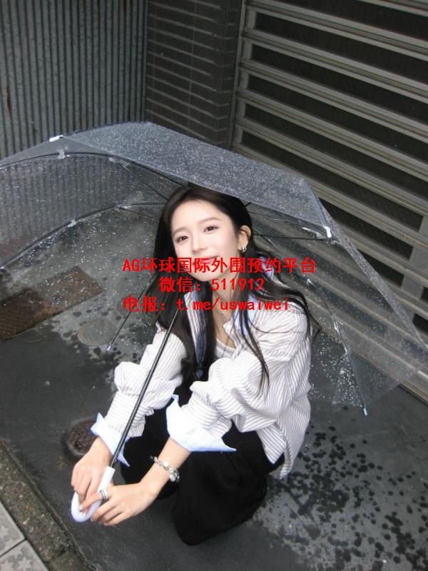 品牌合作模特昭妤