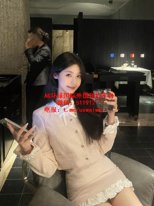 清冷温柔小姐姐语晴