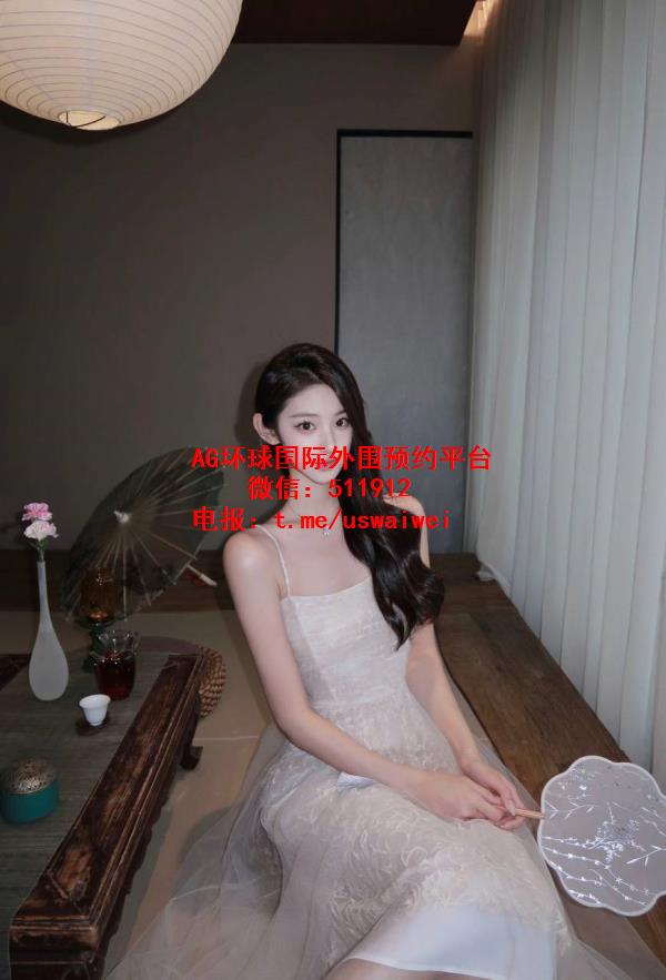 体态柔韧模特Jolene
