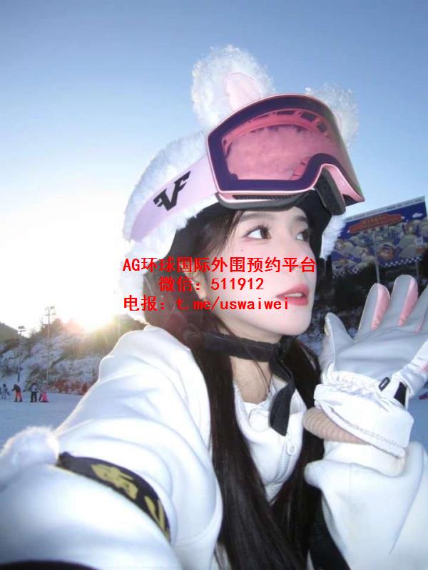 户外运动系女生慕妍