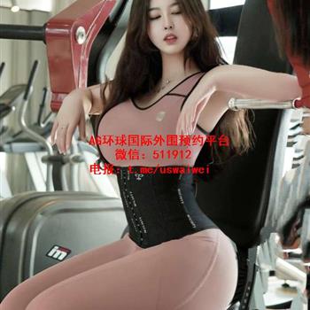 欧美风丰满御姐Lux