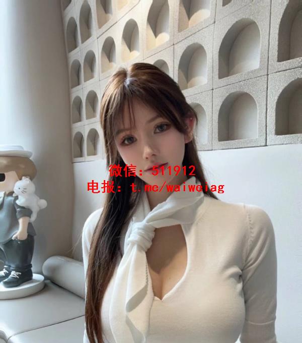 童颜巨乳婉雅