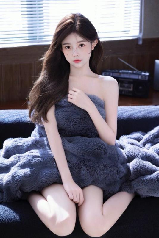 甜美元气少女一怡