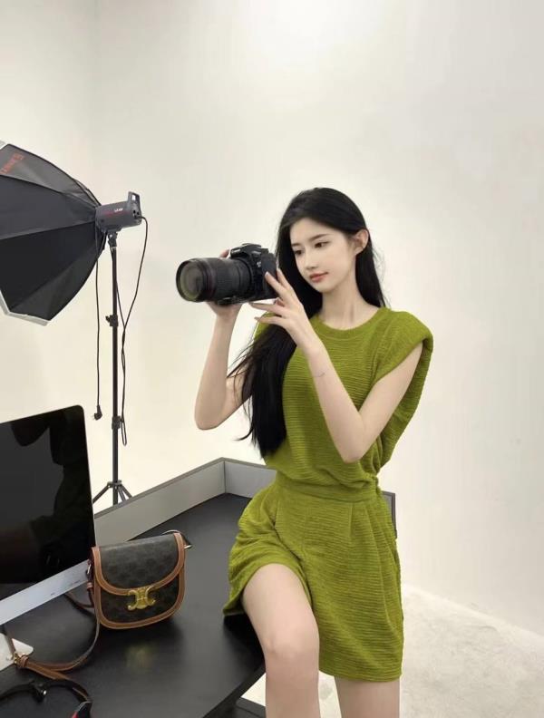 甜美初恋脸模特栀小董