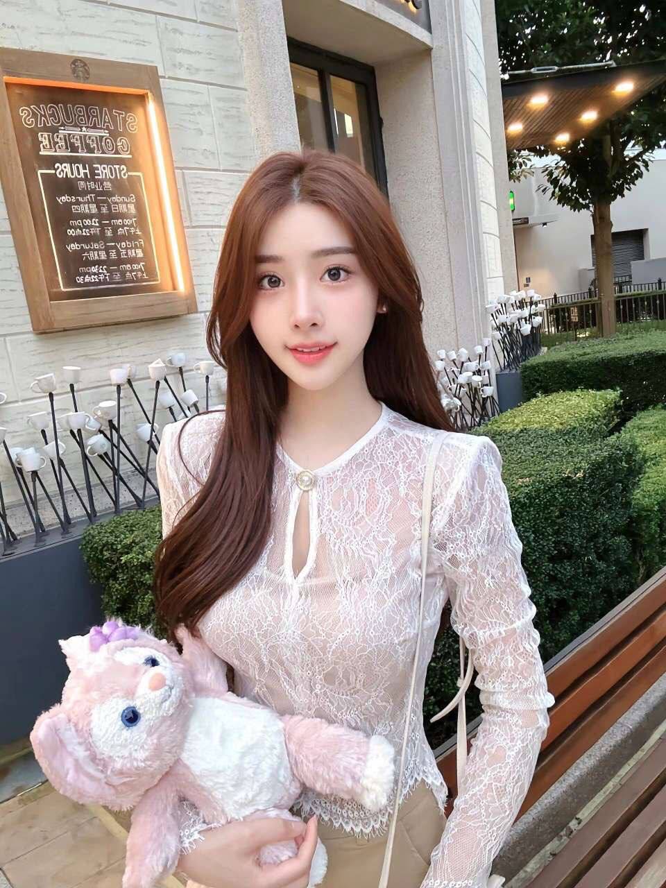 音乐学院留学生Maelys