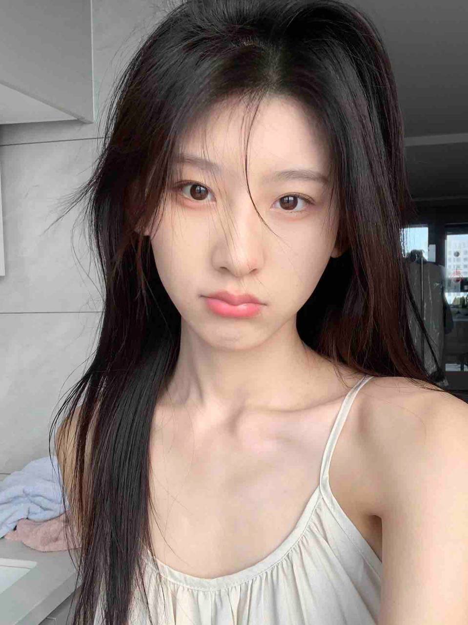 自然迷人素颜脸Zira