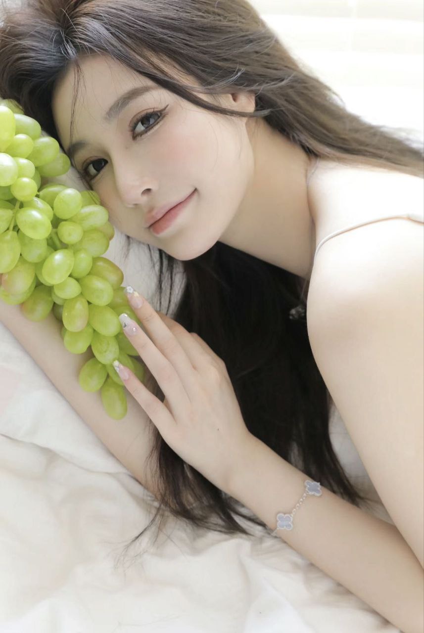 翘臀小妖精懒懒