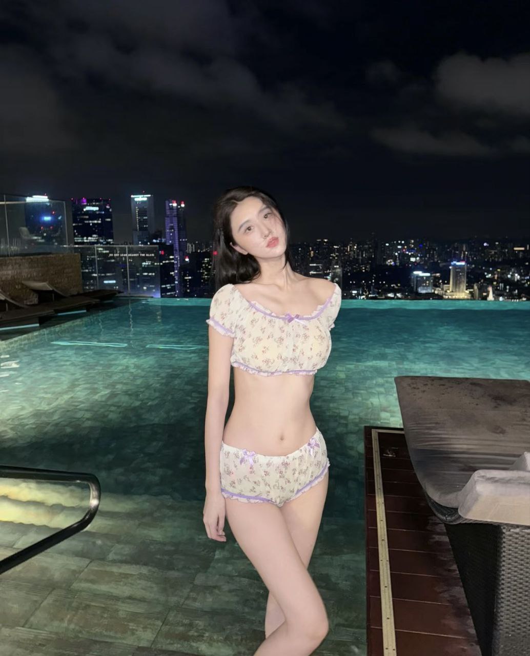 气质超模姿涵