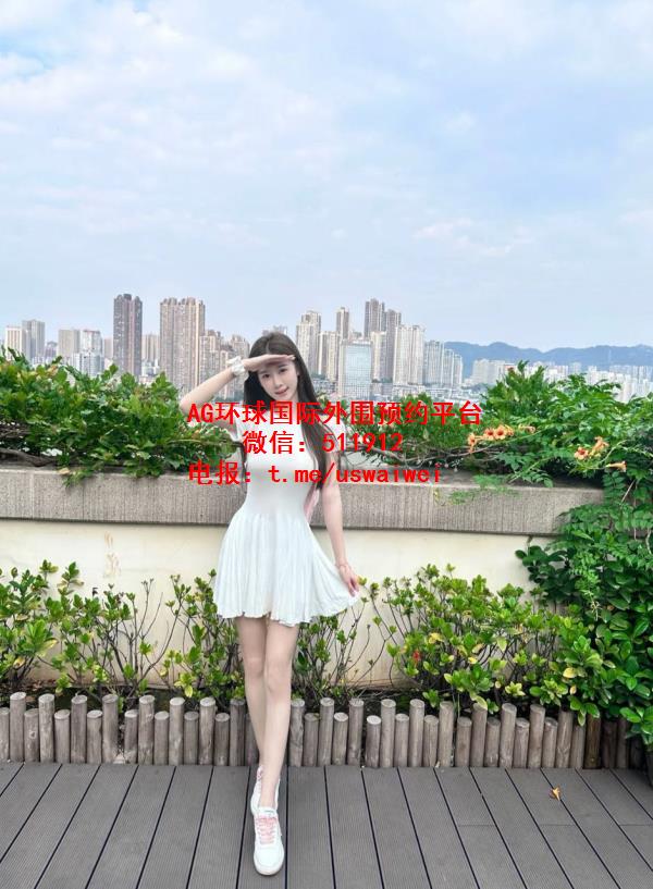 时尚穿搭美女苒彤
