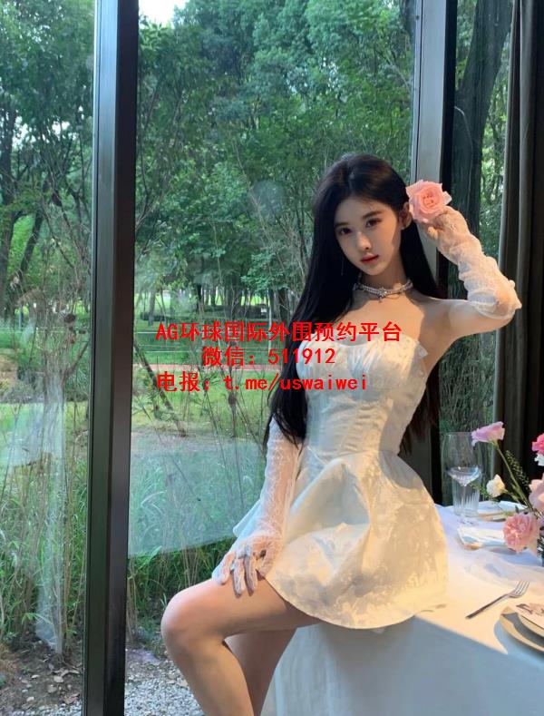 时尚穿搭美女苒彤