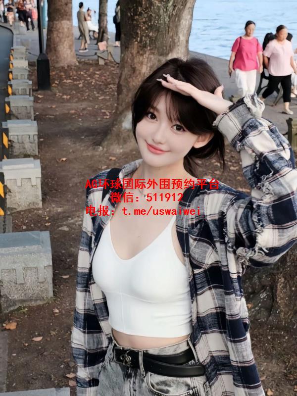 签约新星模特如玲