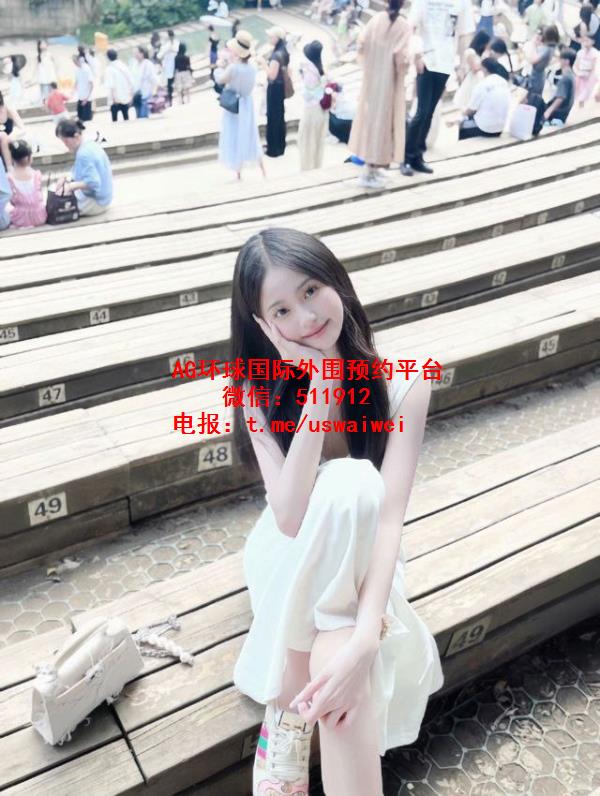 可萌可欲小女孩Preen