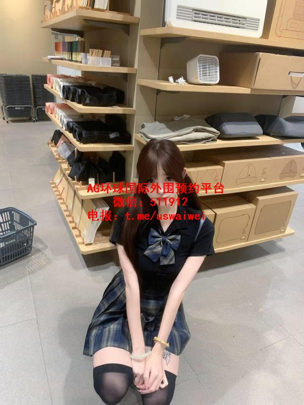 娇小可爱小萝莉Urina