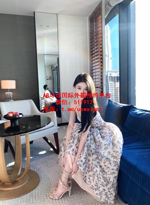 美妆店主理人娜珂