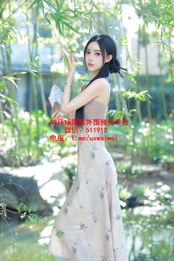清新性感兼备薇妍