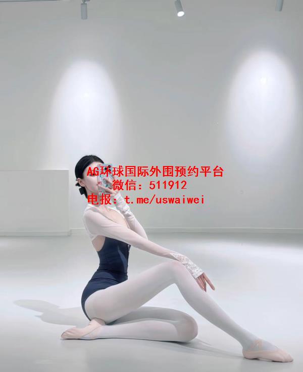 艺术学院舞蹈生Syros