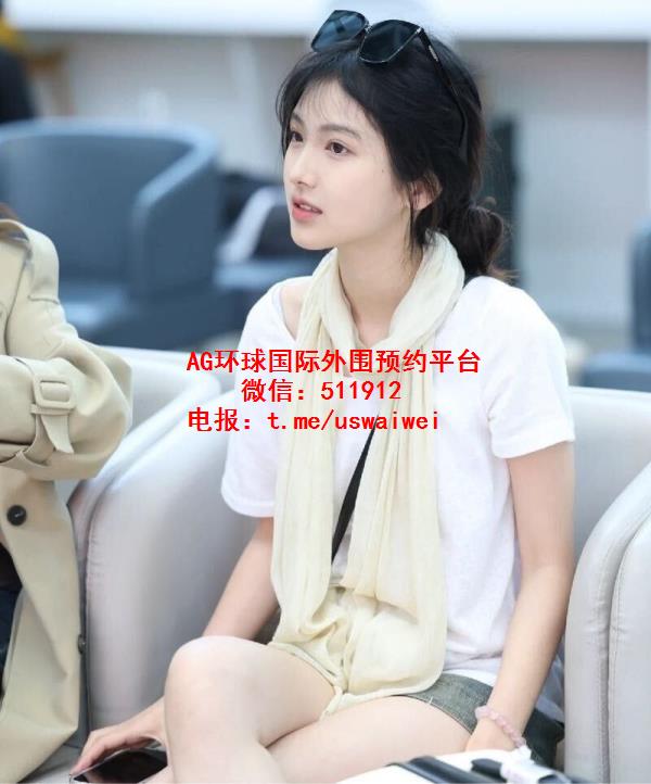 校园小女友乔安