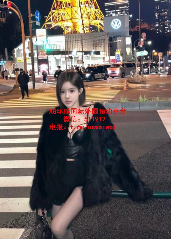 短发甜欲少女智娜