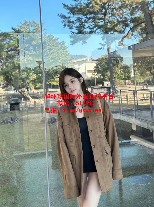短发甜欲少女智娜