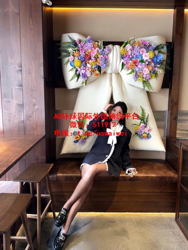 你的邻家女友Fayra