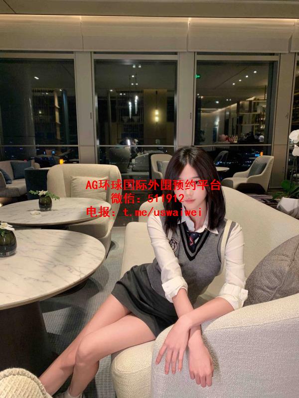 JK制服学生依潼