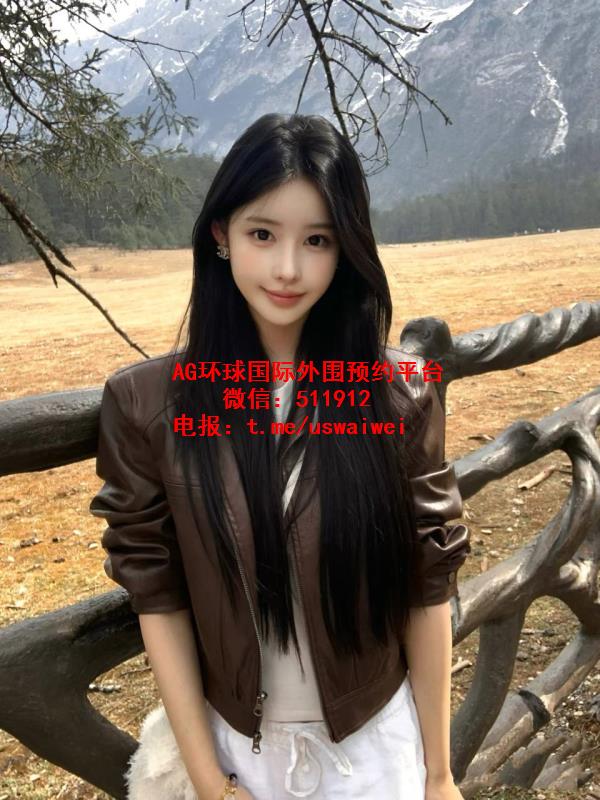 高颜耐看脸Loryn