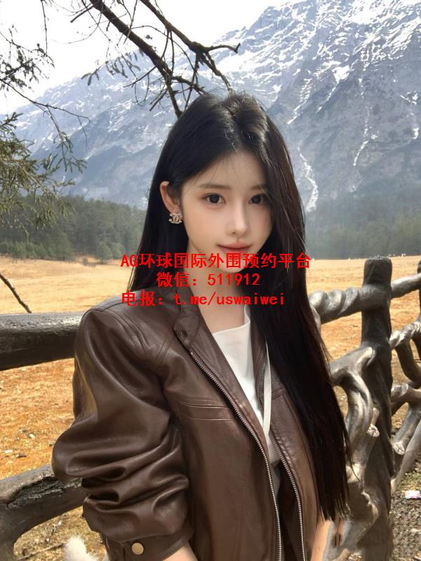 高颜耐看脸Loryn