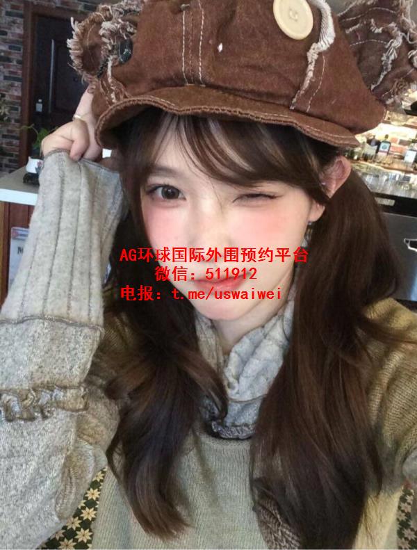 温柔黏人留学生黛拉