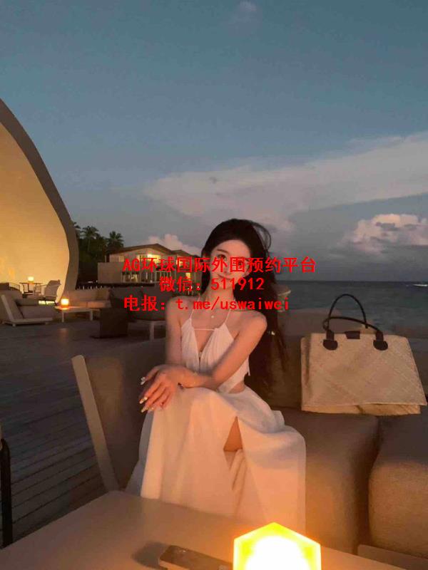 利落时尚网红Dayra