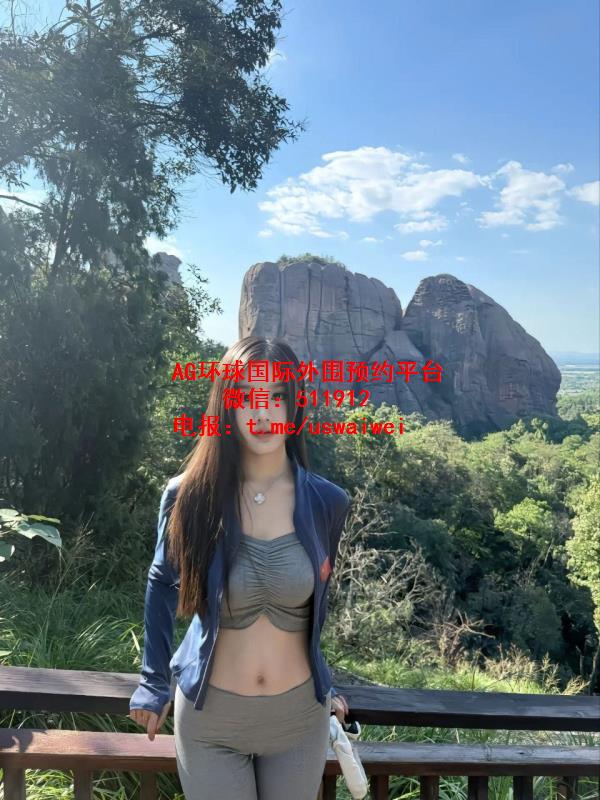 线条撩人舞蹈生Luvin