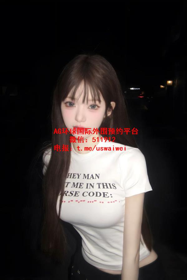 精致妆容小姐姐Niria