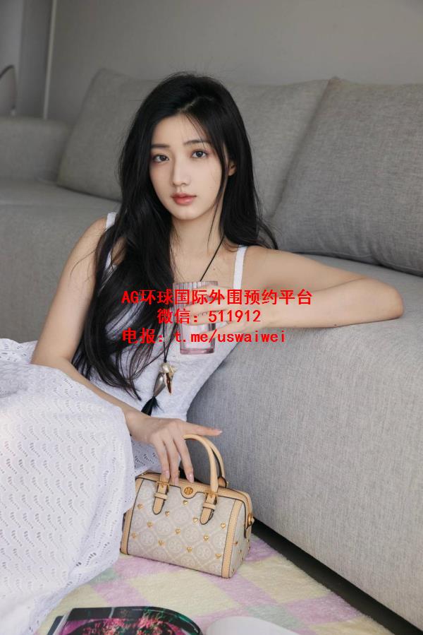 美院在读生Laren