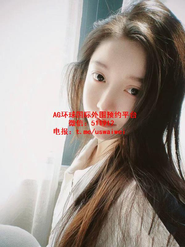 美术学院在读洛晴