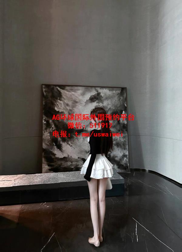 清甜气质模特思昕