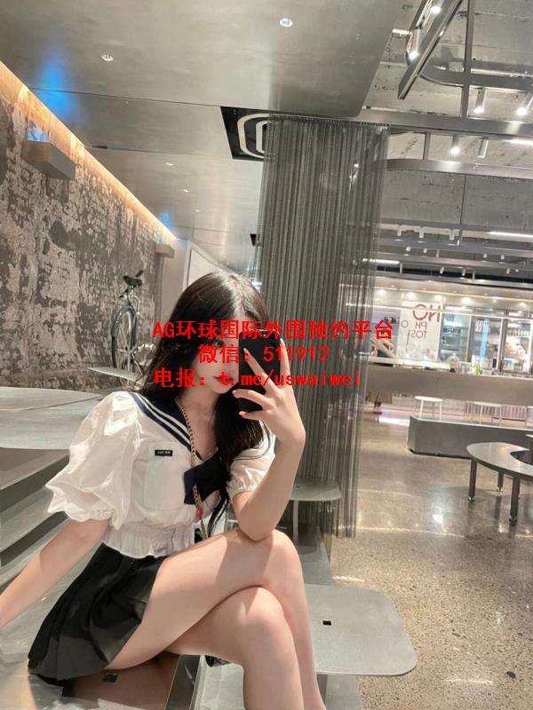 清甜气质模特思昕