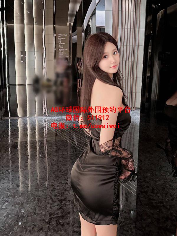 极品美腿网红Solyn