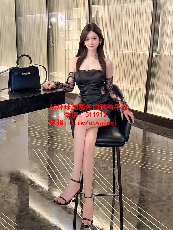 极品美腿网红Solyn