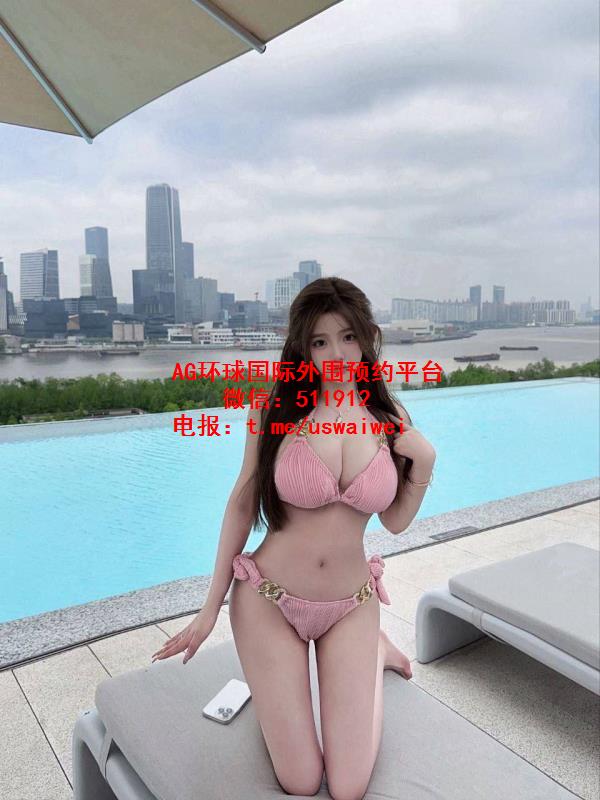 大胸泳装模特茹怡