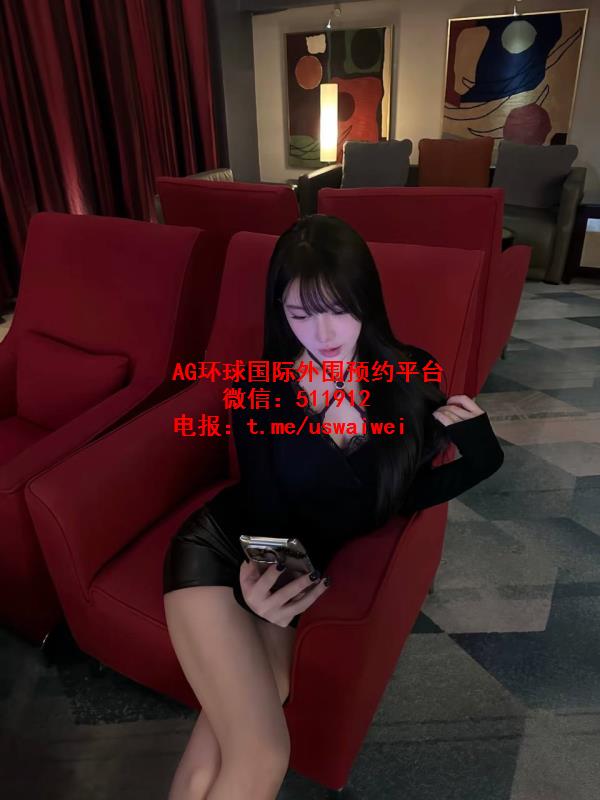 沙漏肉感身材蓁蓁