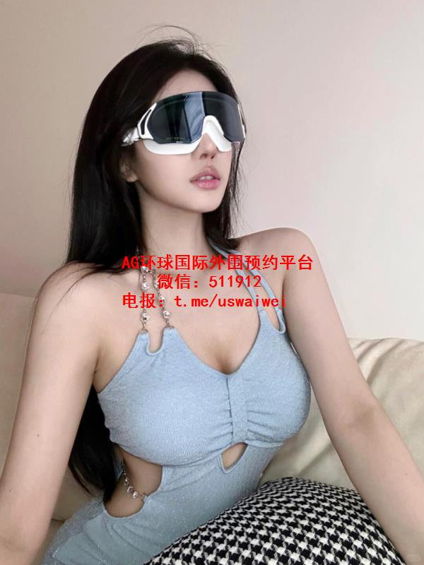 超绝腰臀比Olyra