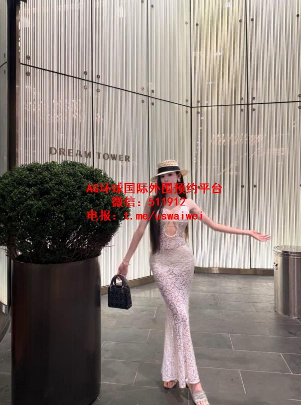 艺术学院毕业生恬雅