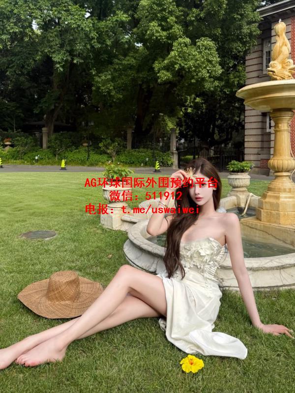 艺术学院毕业生恬雅