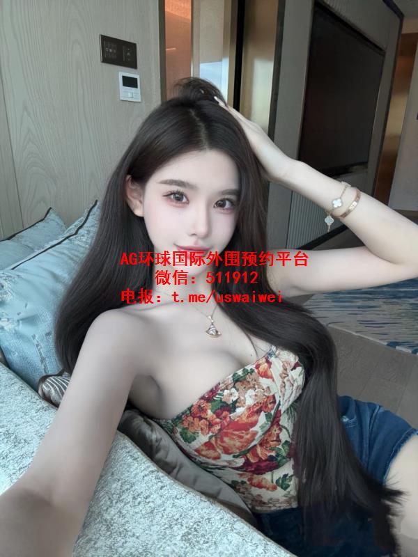 艺术学院毕业生恬雅