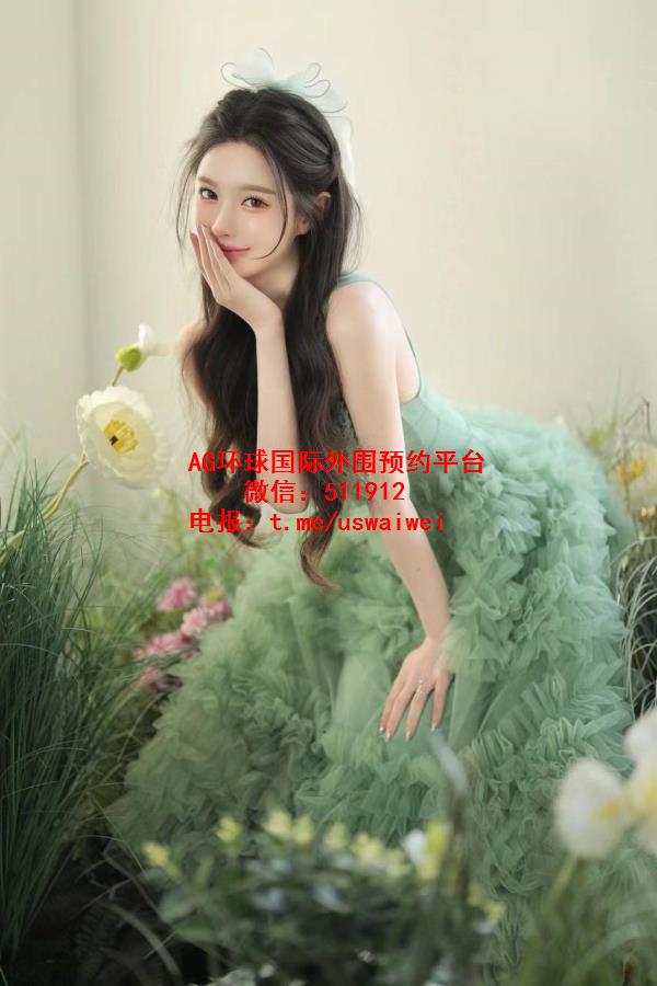 平面拍摄模特Aeryn